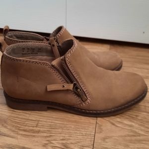 Hush Puppies Mazin Cayto sz 8 taupe leather booties